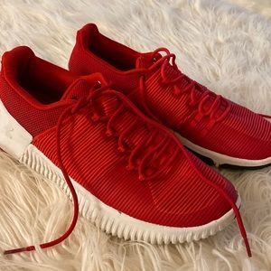 UNDER ARMOUR athletic shoes